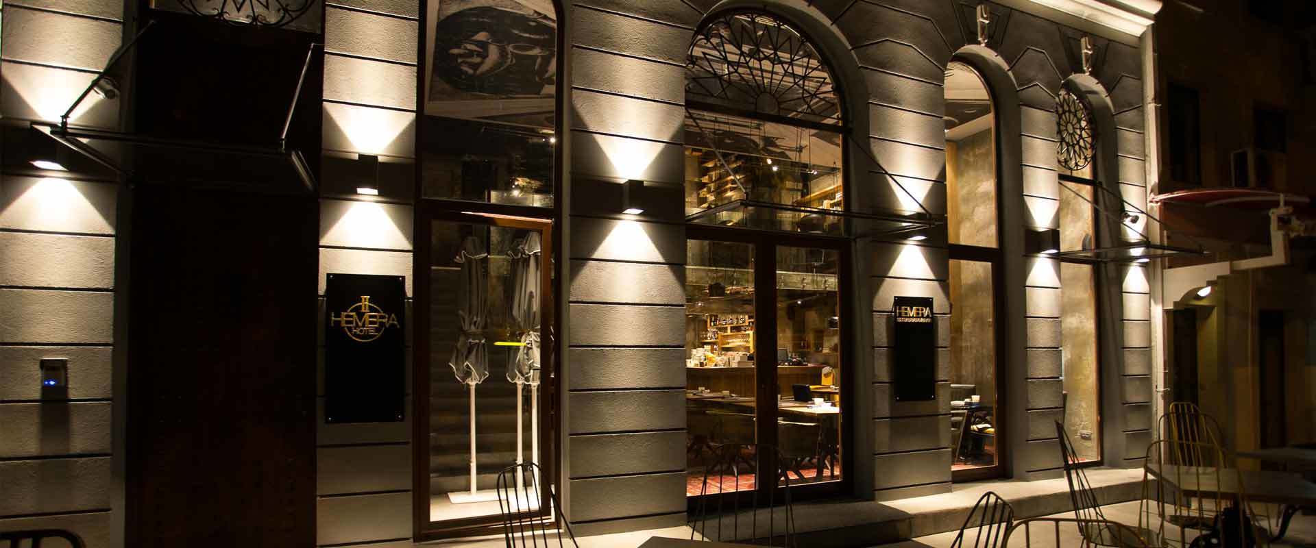 Hotel Hemera 포드고리차 외부 사진 The entrance to the hotel